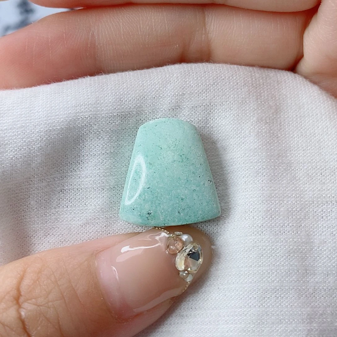 南红玛瑙未镶嵌珠宝奇石