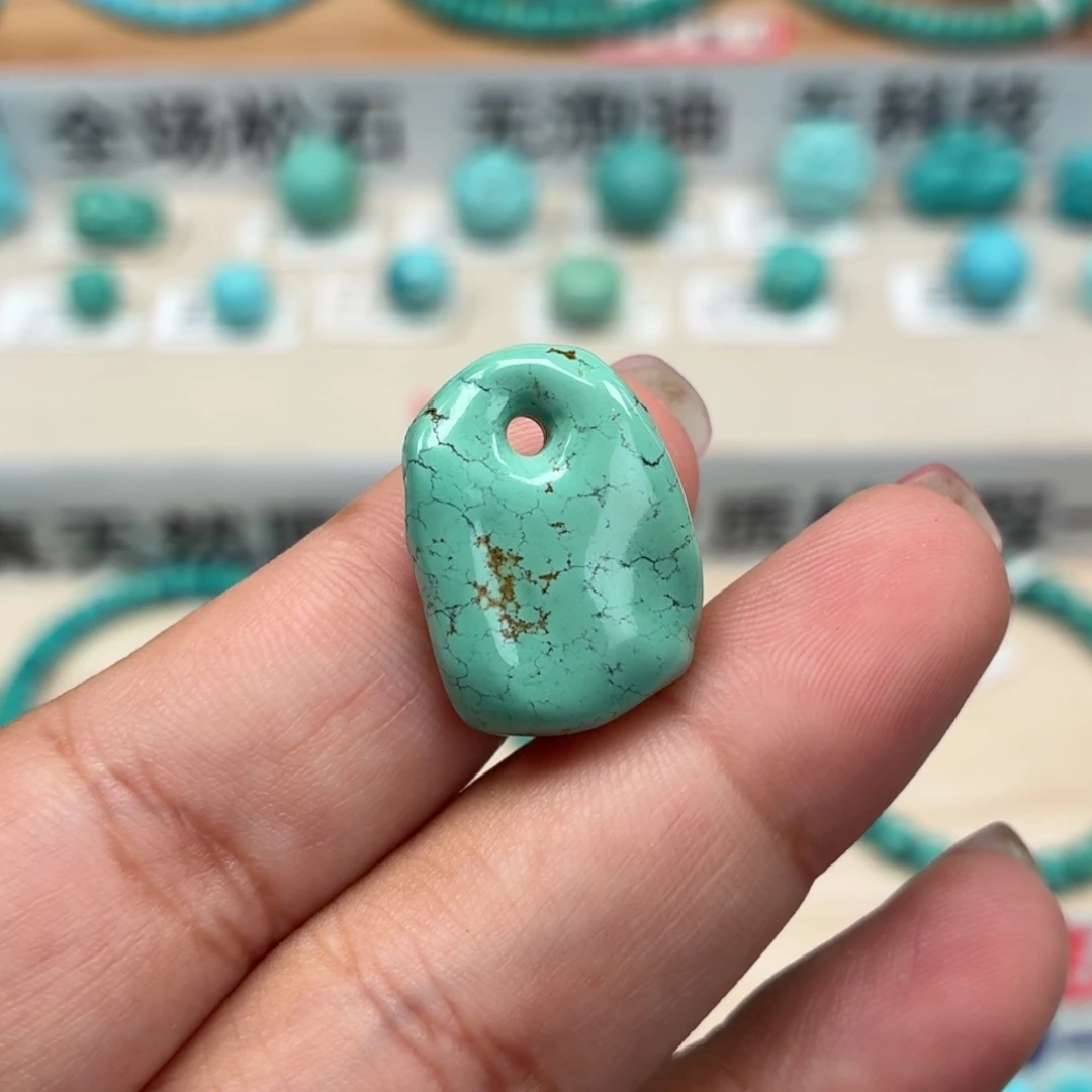 未镶嵌绿松石珠宝奇石