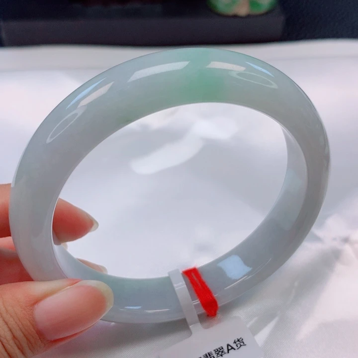 未镶嵌手镯翡翠62圈
