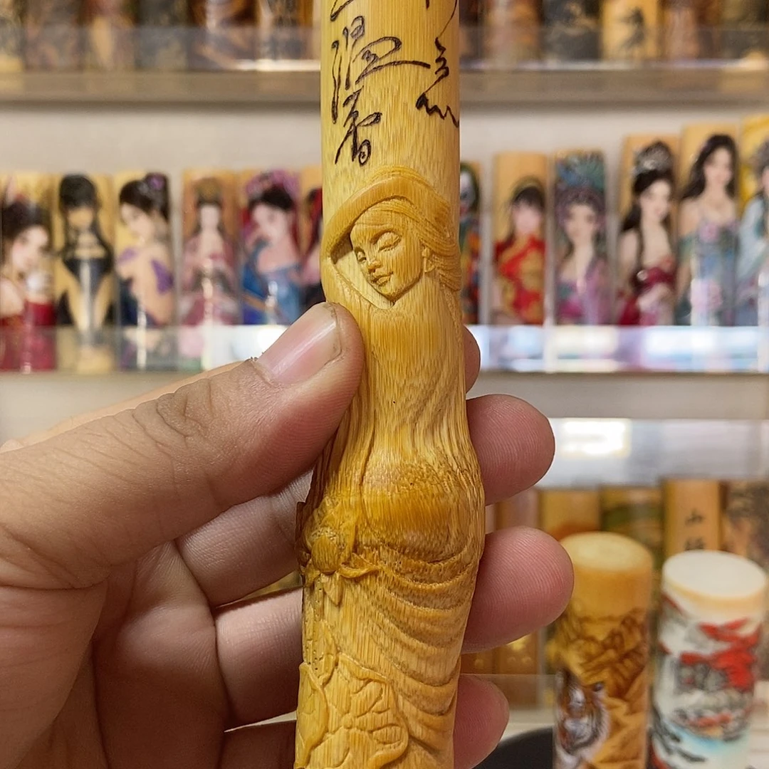 若***事竹风生雕刻美背作品