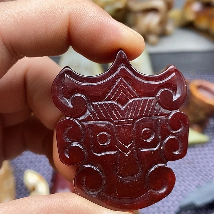 未镶嵌蛇纹石玉颈饰