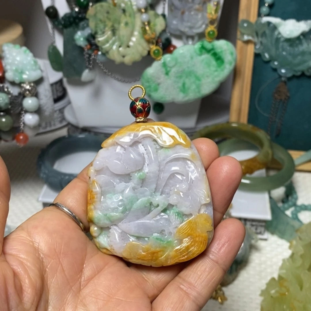 【闪购商品】翡翠吊坠(赠链)未镶嵌