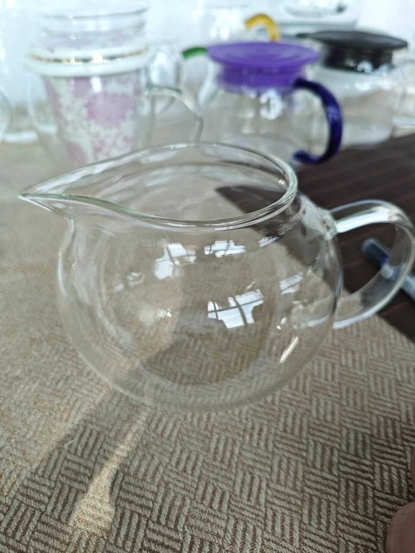 高档耐热防爆圆公道杯容量520ml