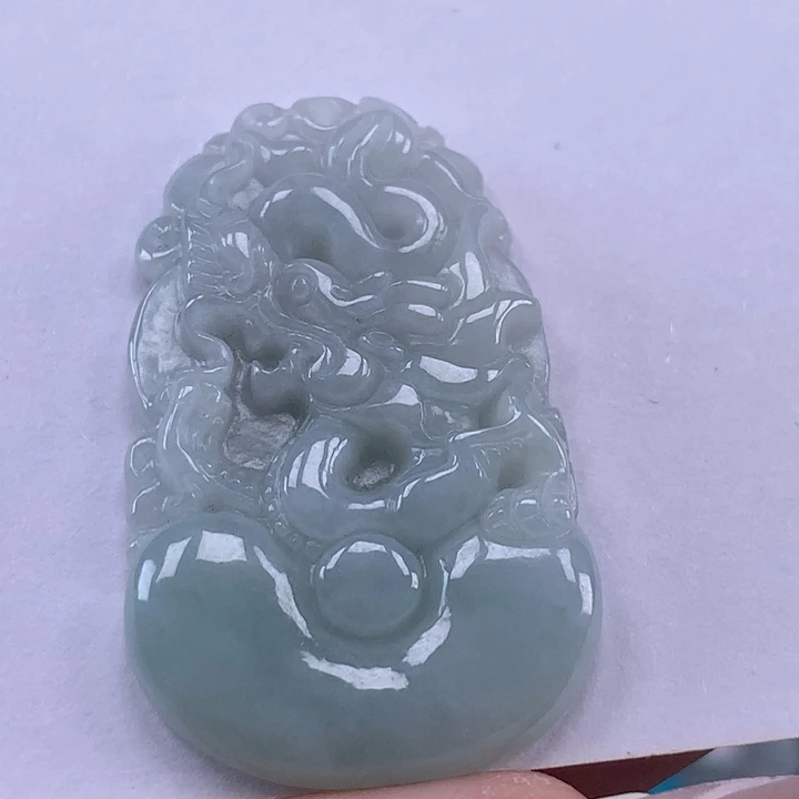 颈饰未镶嵌翡翠龙牌吊坠