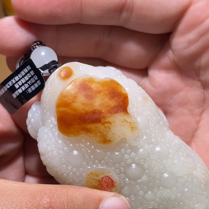 健***下和田玉未镶嵌颈饰