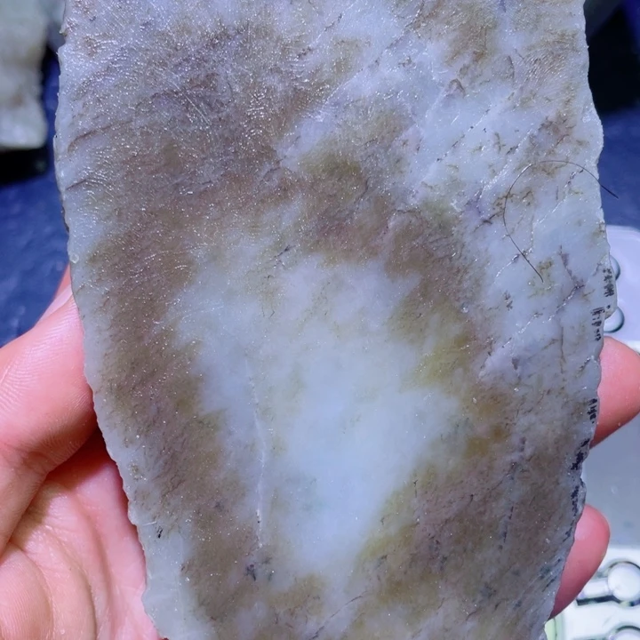 和田玉未镶嵌珠宝半成品