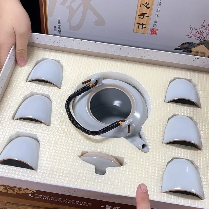 孤品茶具套装等。