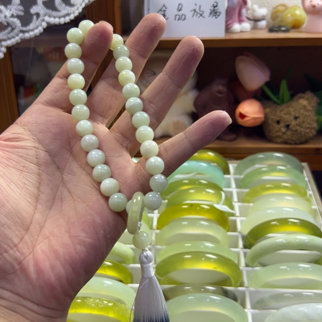 蛇纹石玉未镶嵌手镯526