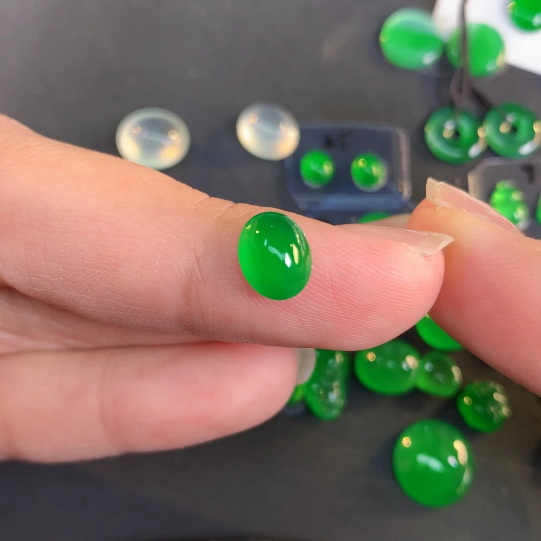 翡翠裸石8.16.37-4.07