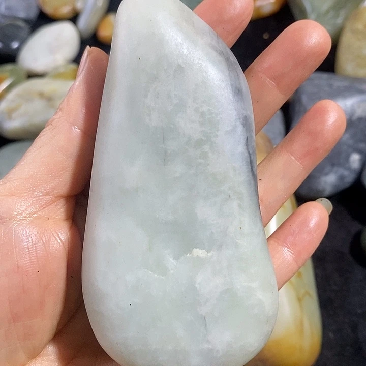 未镶嵌和田玉（糖玉）挂件
