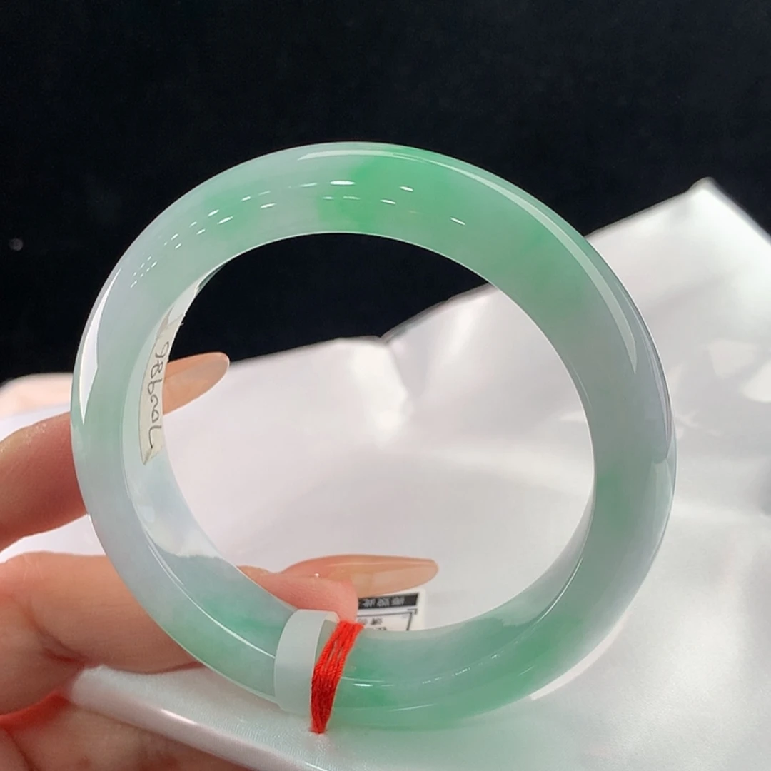 【闪购商品】未镶嵌手镯翡翠56.8，56/57