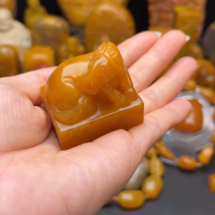 寿山石印石军题材：工艺品