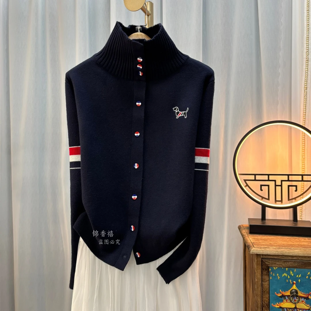 【V689藏青tt狗】潮牌秋冬时尚减龄针织衫开衫毛衣外套