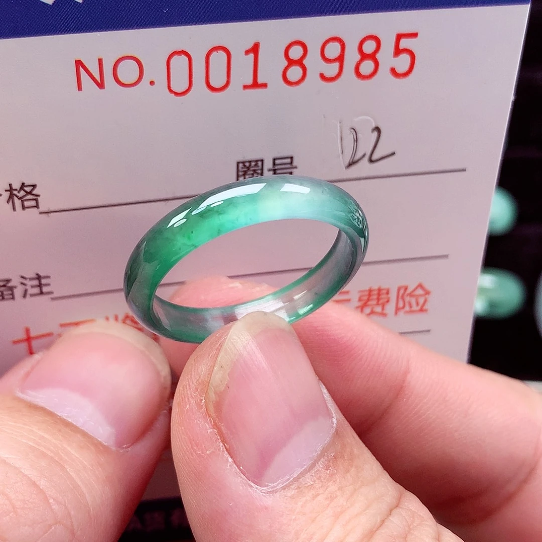 翡翠未镶嵌戒指天然