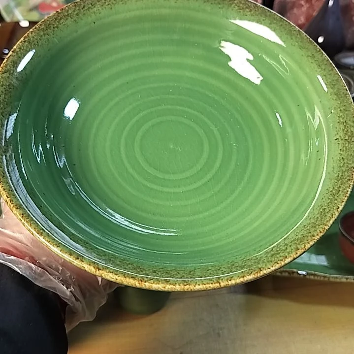 盘瓷片陶瓷杯盘壶碗都有