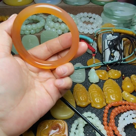 玛瑙/玉髓未镶嵌手镯