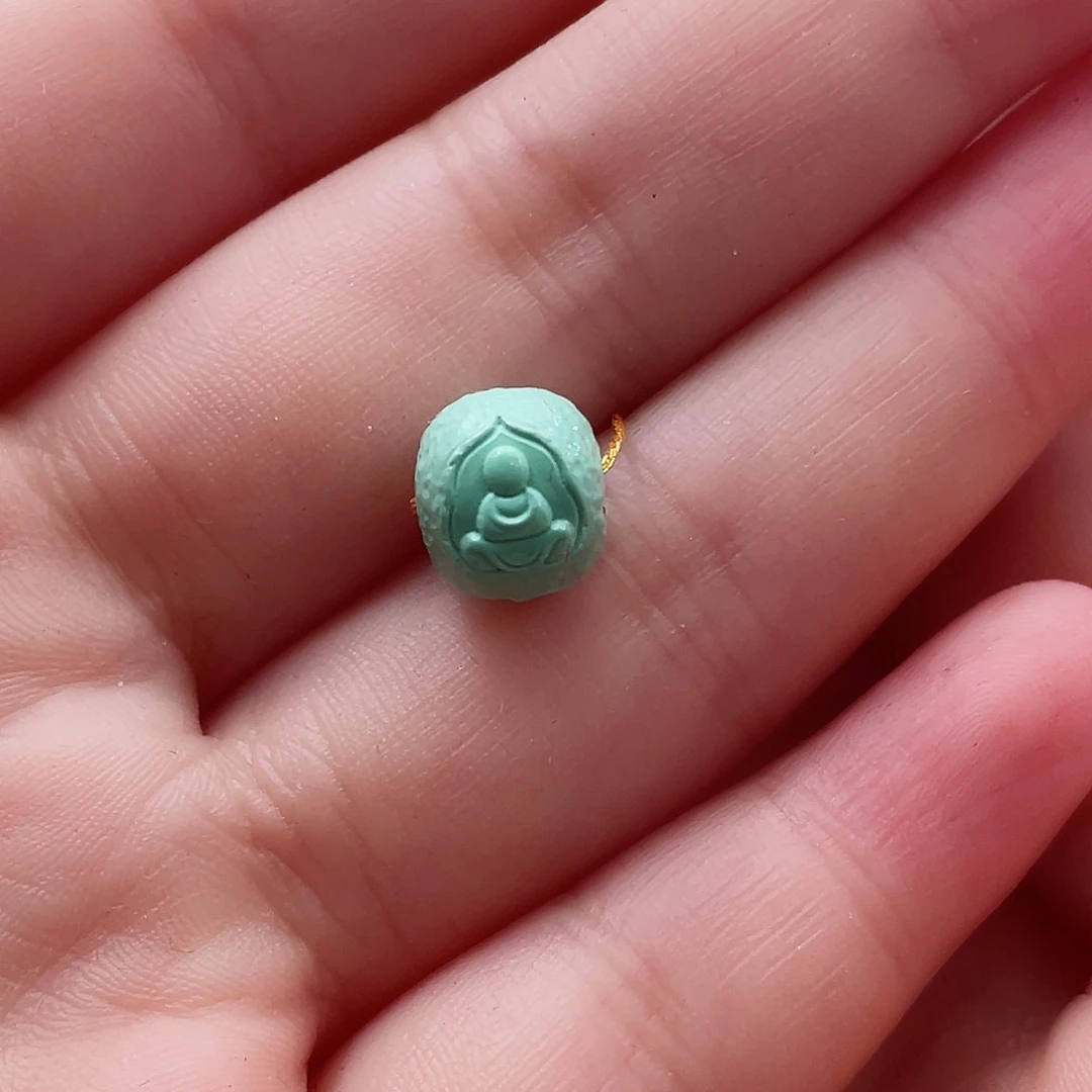 绿松石颈饰未镶嵌