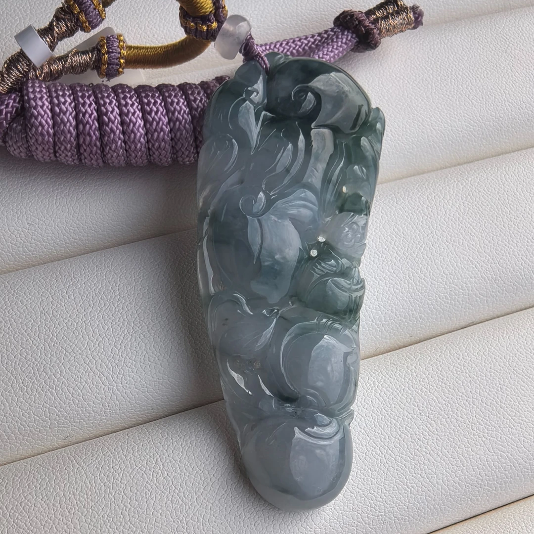 G0056 缅甸翡翠冰紫飘花翠如意吉祥吊坠