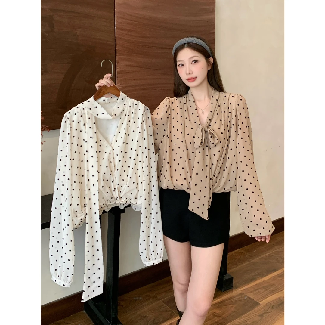 2025秋法式复古波点飘带雪纺小衫交叉波点衬衫设计感宽松衬衫上衣