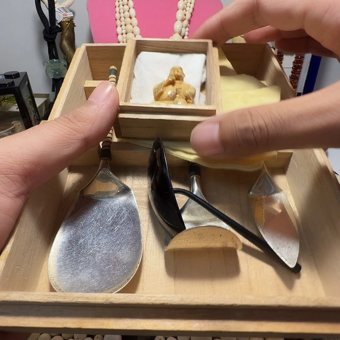 青***松你的意思就是我的意思