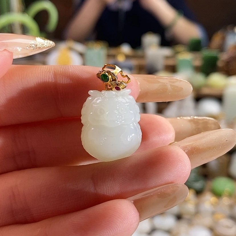 【闪购商品】和田玉吊坠18K金镶嵌