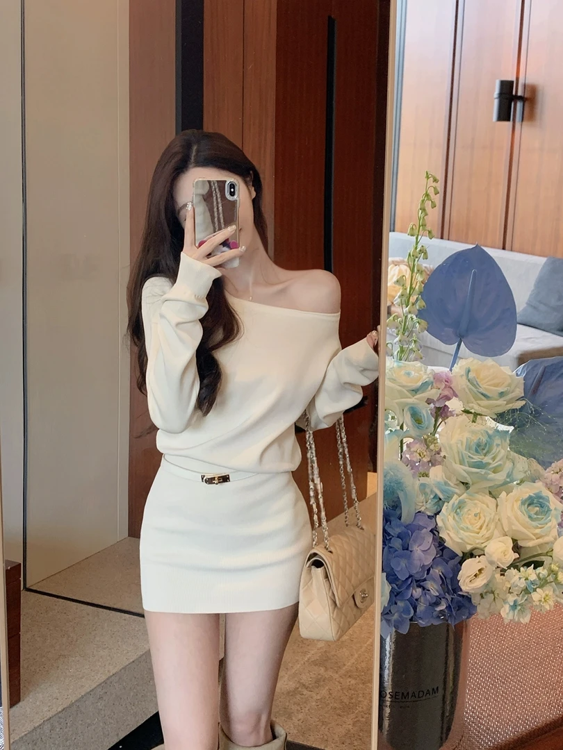 月光漫肩 新款秋装气质露肩针织连衣裙纯欲风辣妹性感包臀短裙女