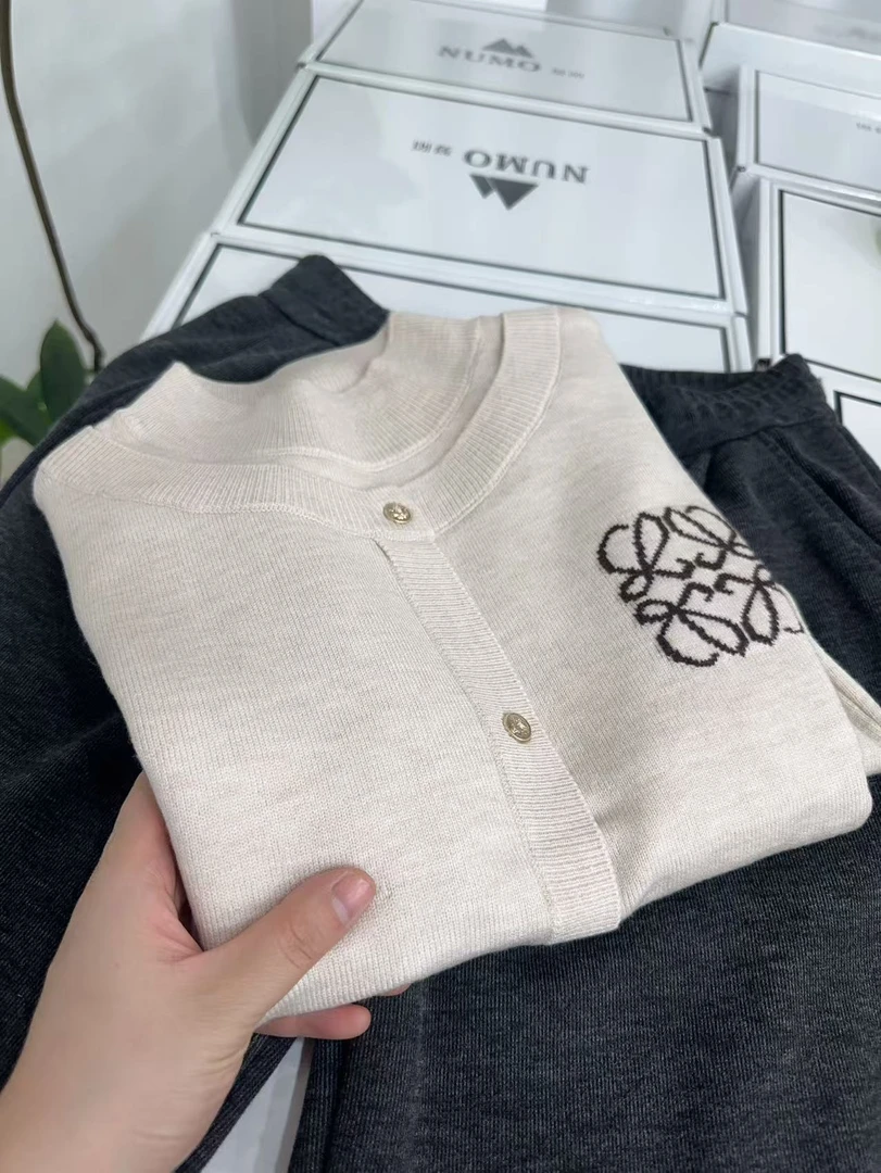 【米色~假两件】针织衫百搭套头纯色长袖加厚秋冬A82