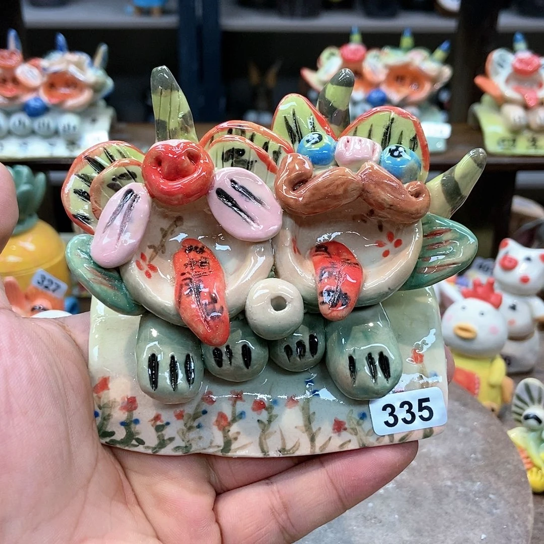 摆件直播间手工抽象陶瓷摆件335