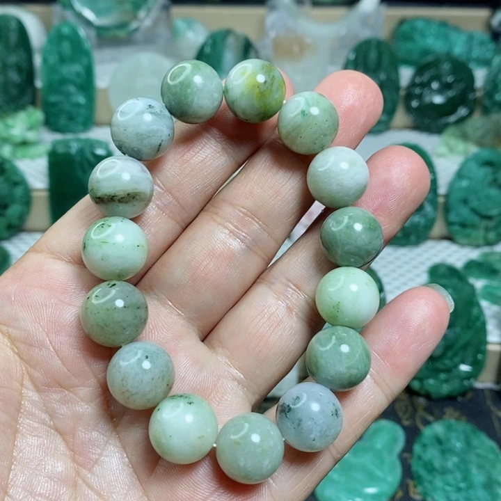 未镶嵌独山玉颈饰