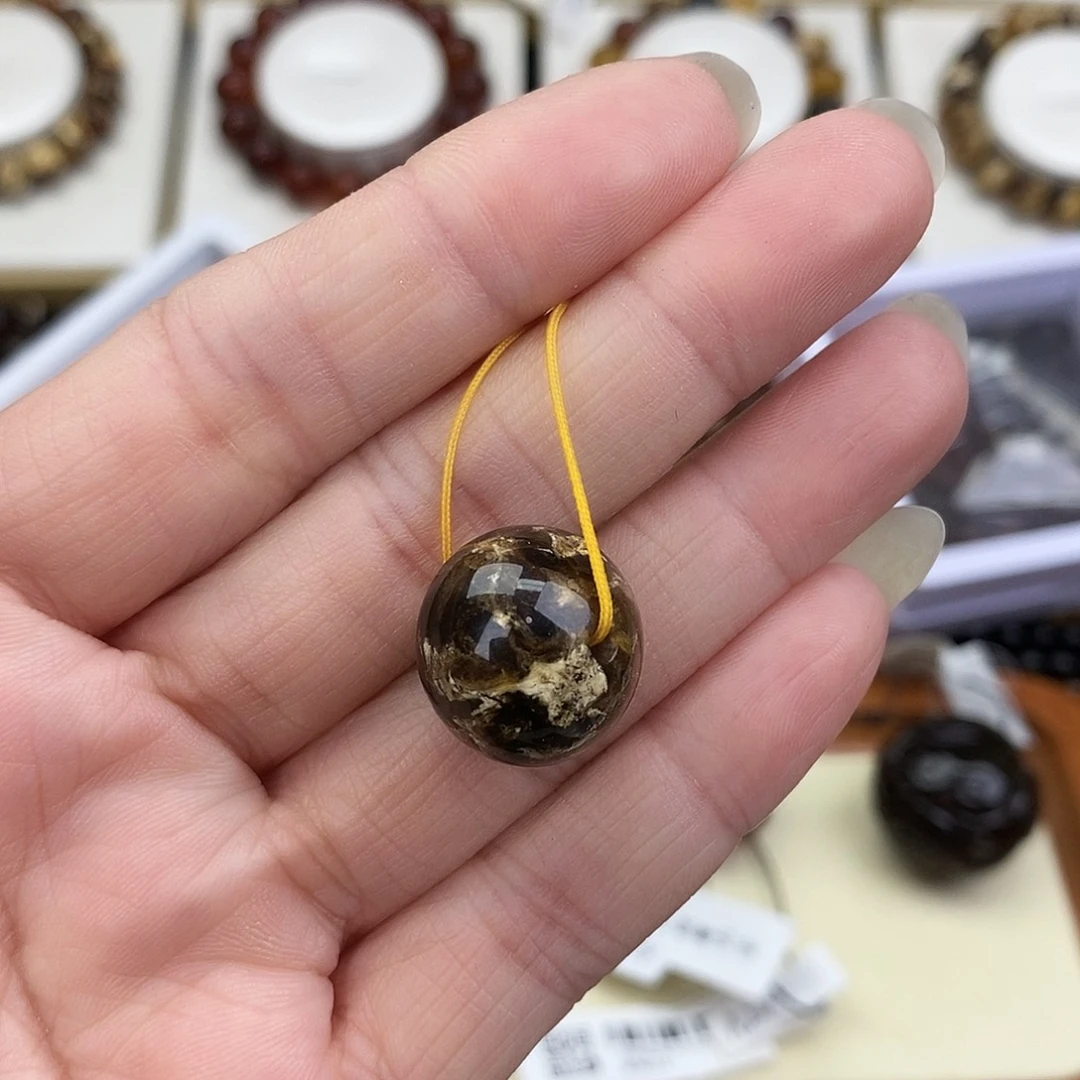 琥珀未镶嵌裸石琥珀17