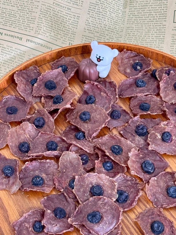 蓝莓鸭肉饼｜手工宠物零食0添加