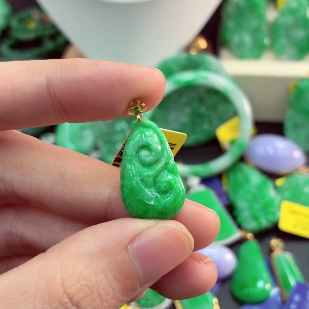 翡翠18K金镶嵌吊坠(不含链)