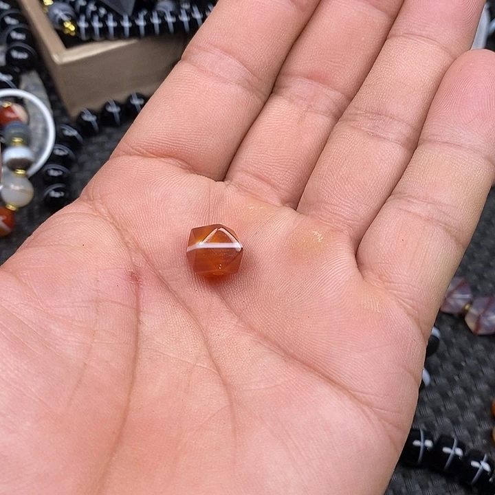 小***r玛瑙/玉髓手链未镶嵌