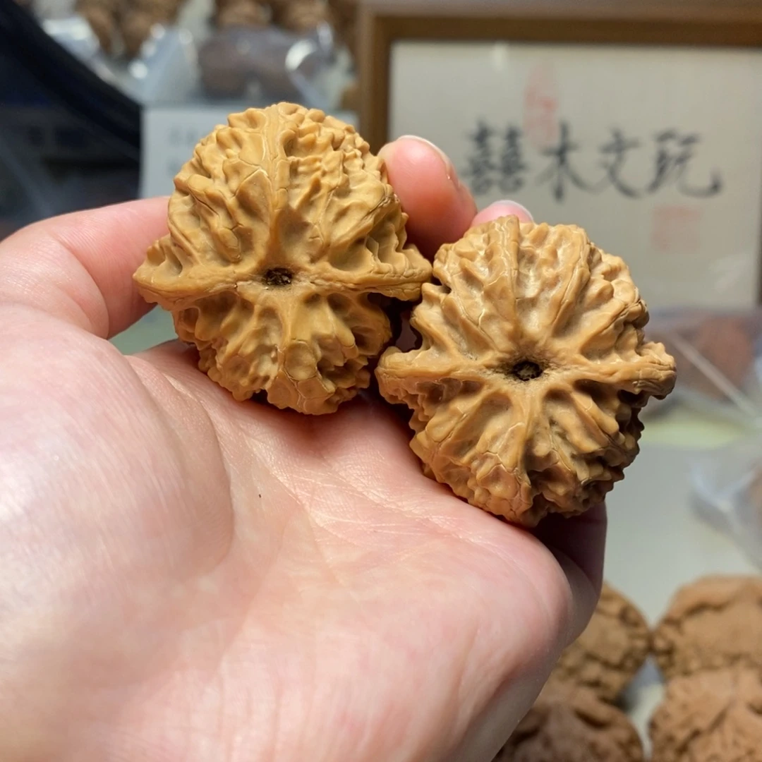 文玩核桃把件42苹果园