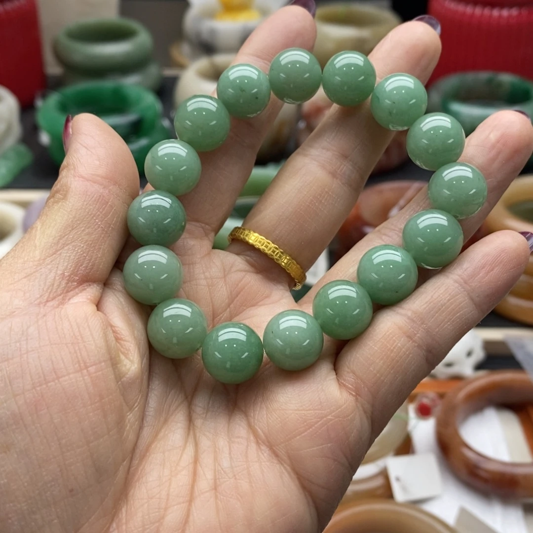 石英岩玉未镶嵌手镯