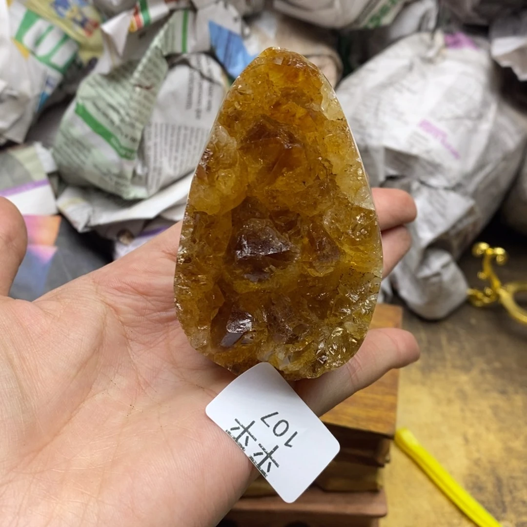 紫晶乌拉圭未镶嵌