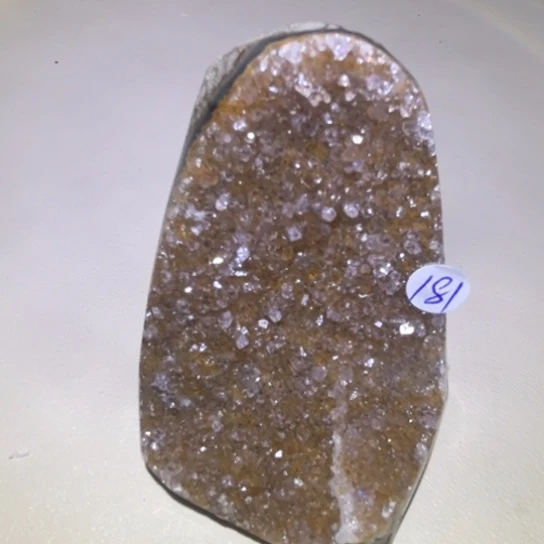 未镶嵌水晶大型摆件（非配饰）