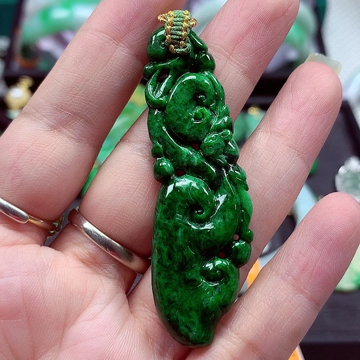 颈饰未镶嵌翡翠翡翠