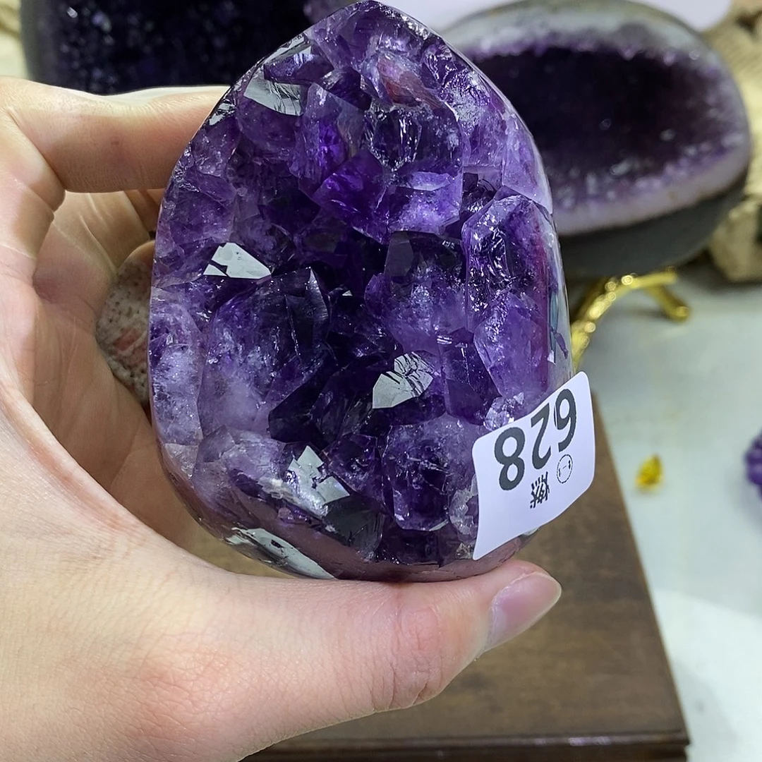 紫晶未镶嵌大型摆件（非配饰）