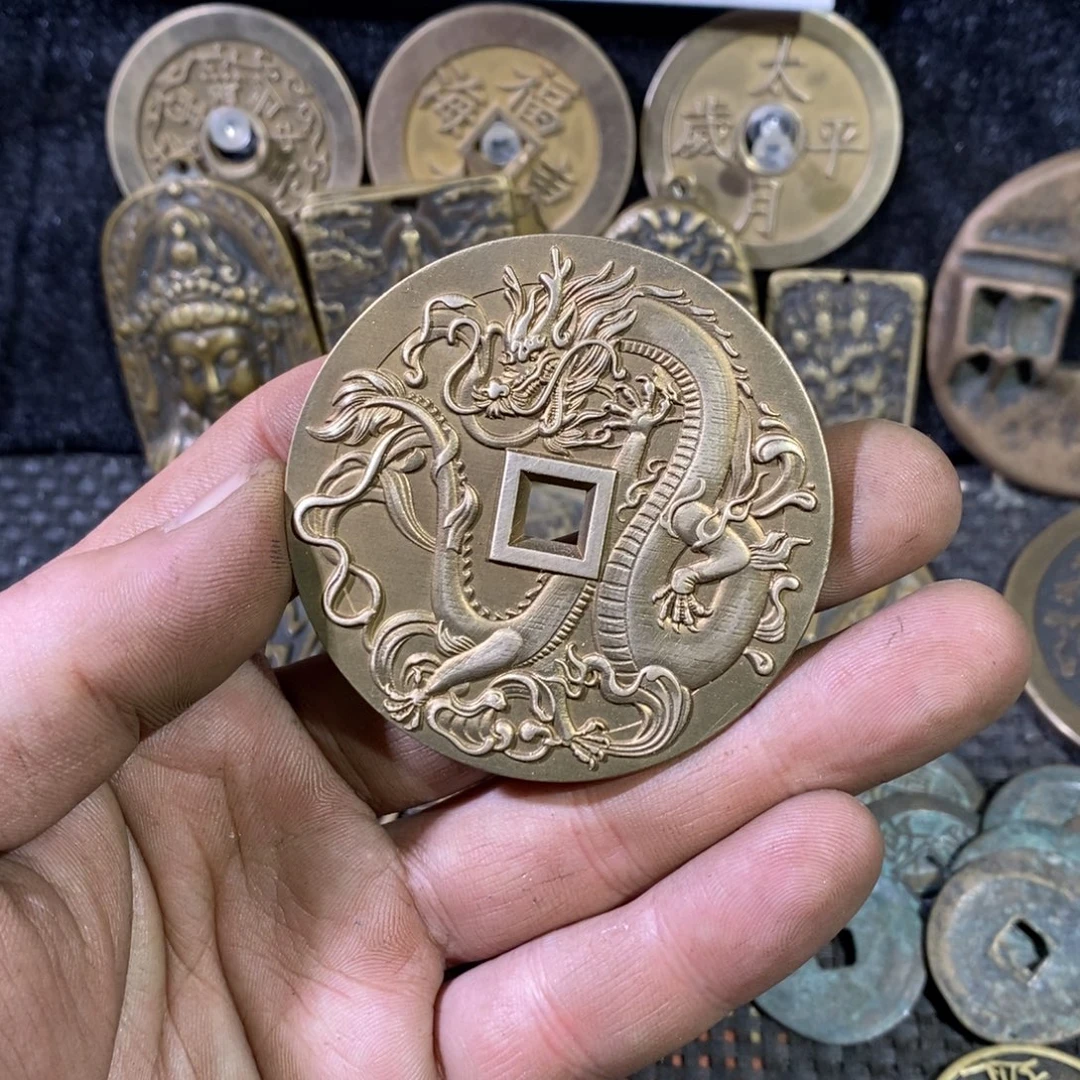 ****️铜翻砂铸造现代工艺品