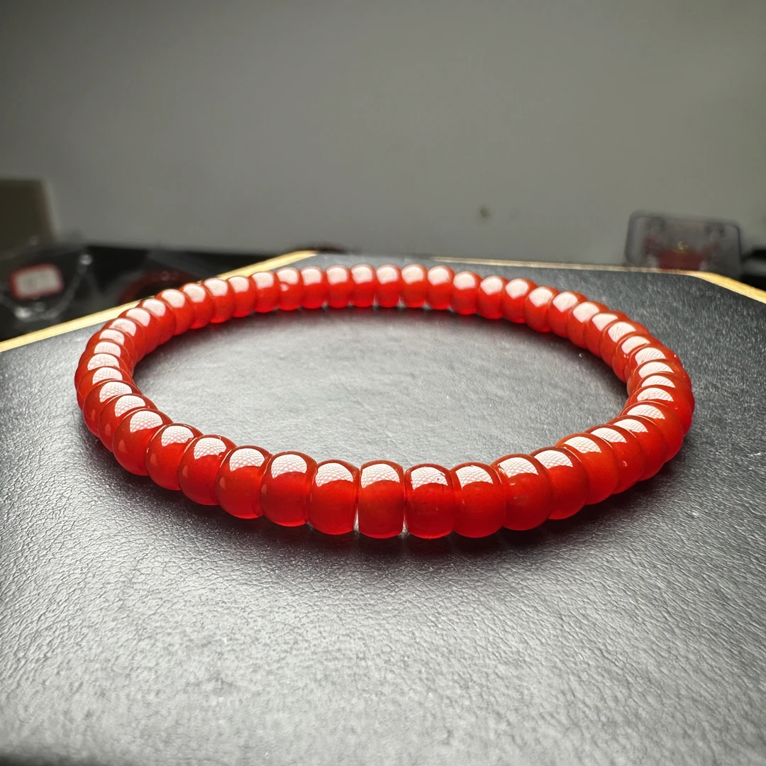 494河湾料冰红药片手串尺寸6mm