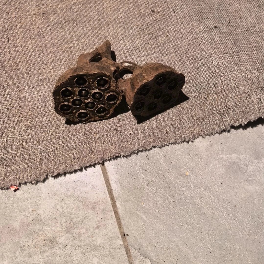 阴沉木迷***涂手工壶承乌木金丝楠。