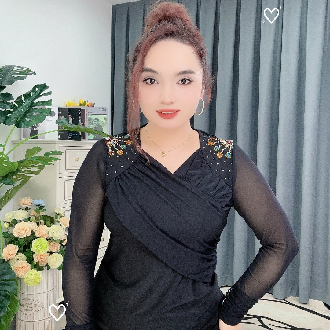 2025新款时尚气质百搭设计感8635-款上衣