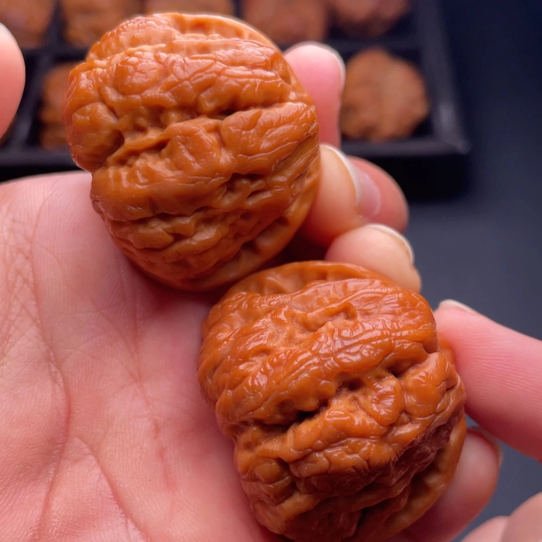 文玩核桃把件秦岭山脉