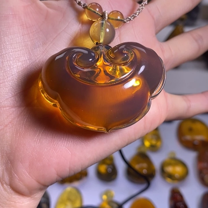 琥珀琥珀画未镶嵌熟****人hu p