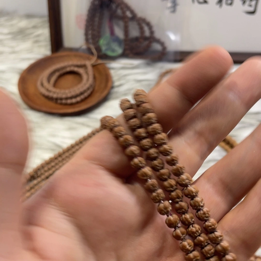 斐***弟金刚菩提吊坠原桩佛手108尺寸5mm+