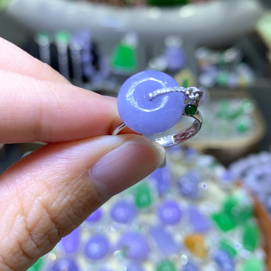 【闪购商品】翡翠颈饰18K金镶嵌翡翠吊坠项链