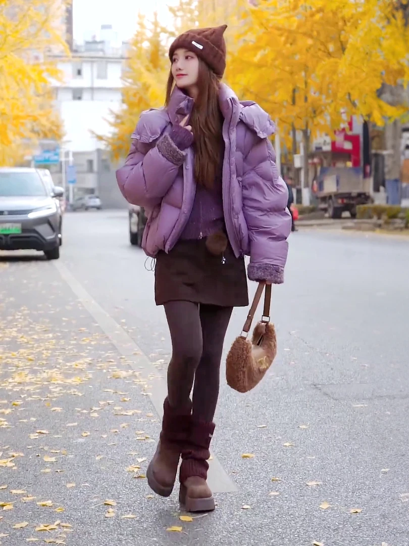 韩版时尚短款柔软百搭棉服女2025冬新款立领连帽宽松泡芙外套潮流