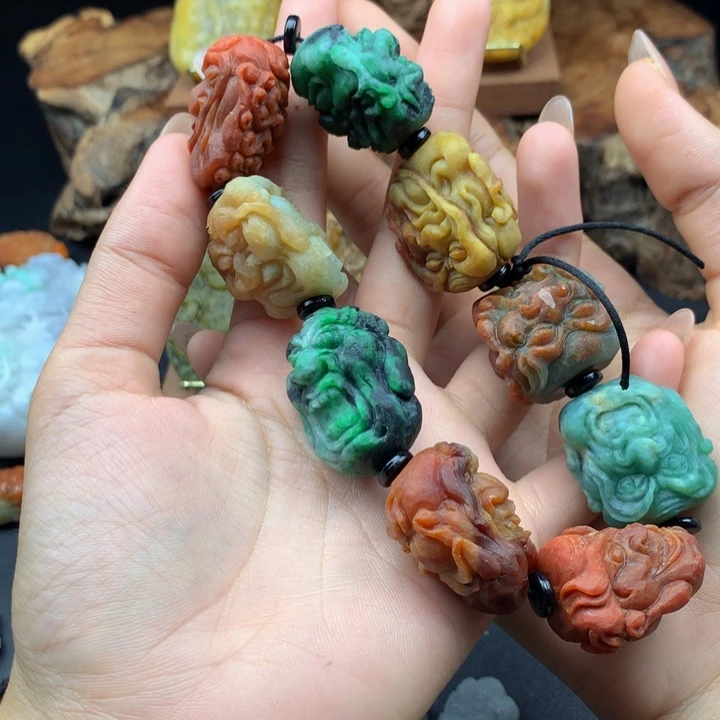 定制翡翠未镶嵌百**臻翡翠