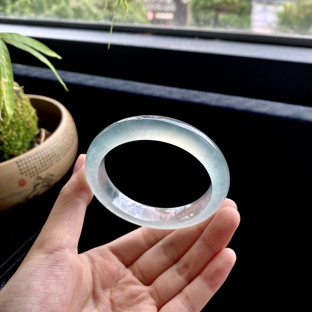好色珠宝  圈口56缅甸老坑A货高冰玻璃晴水正圈女款翡翠手镯